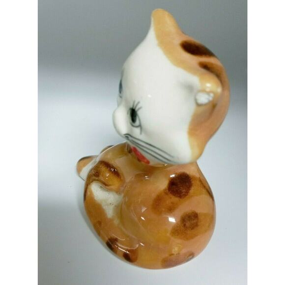 Vintage Whimsical Cat Figurines Tabby Calico Bow Tie Kitty Pair Ceramic Decor - Picture 11 of 11